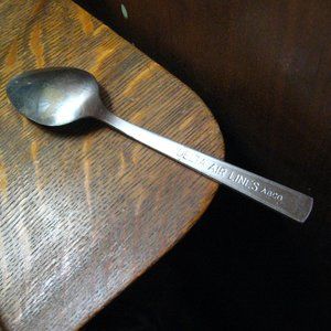 ✈️ Delta Air Lines Vintage Airplane Teaspoon